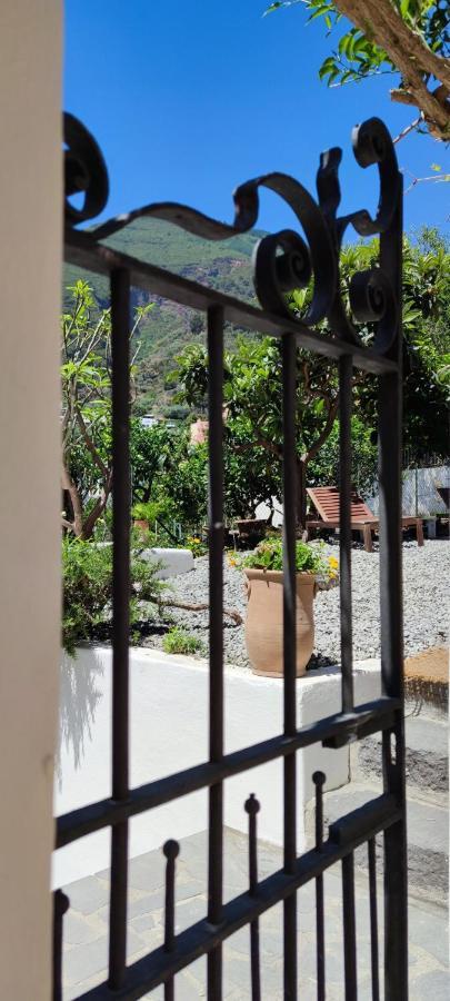 Antica Dimora Santa Marina Salina Bed and Breakfast Εξωτερικό φωτογραφία