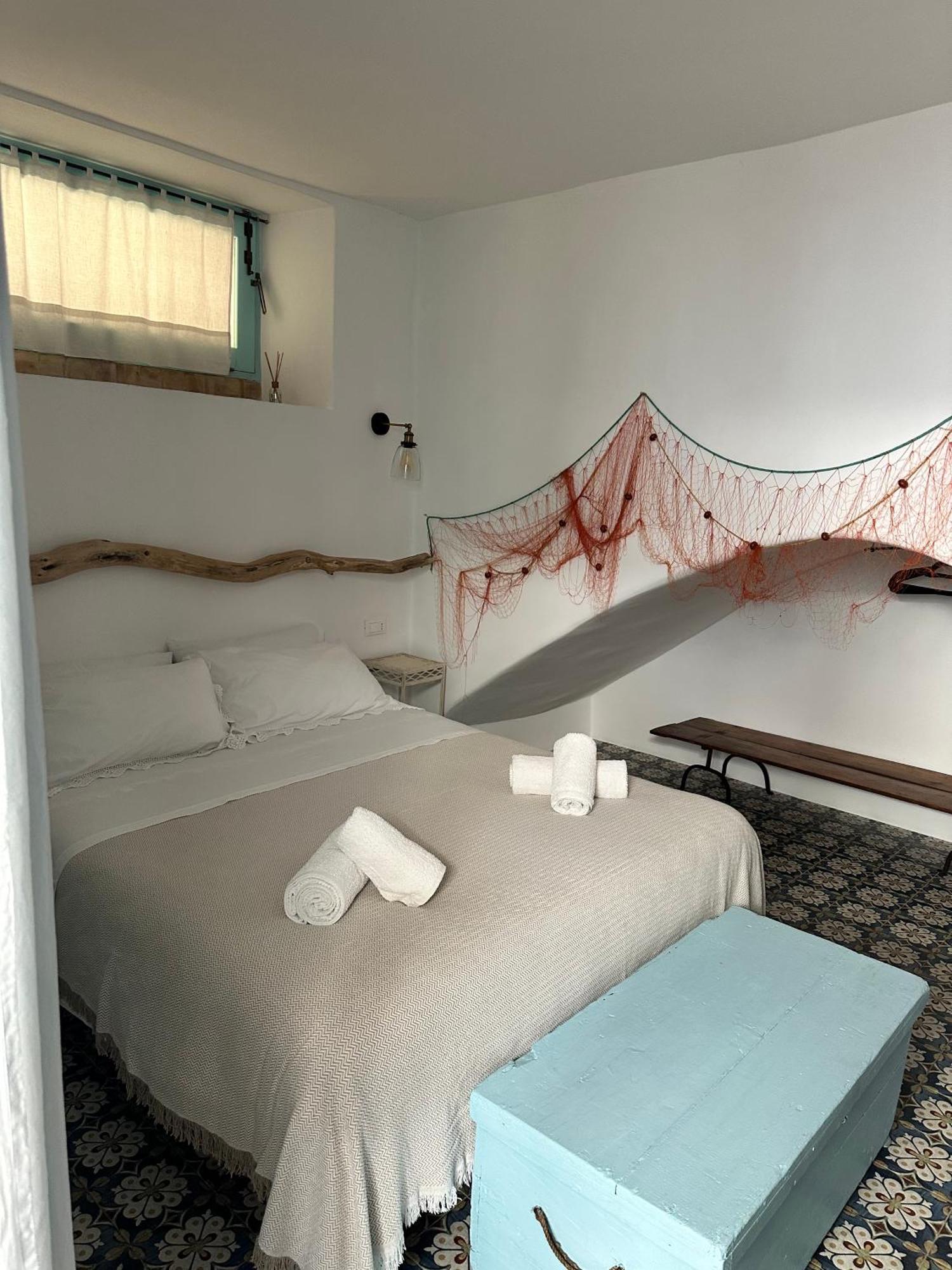 Antica Dimora Santa Marina Salina Bed and Breakfast Εξωτερικό φωτογραφία